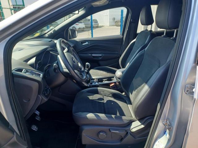 Ford Kuga image 3