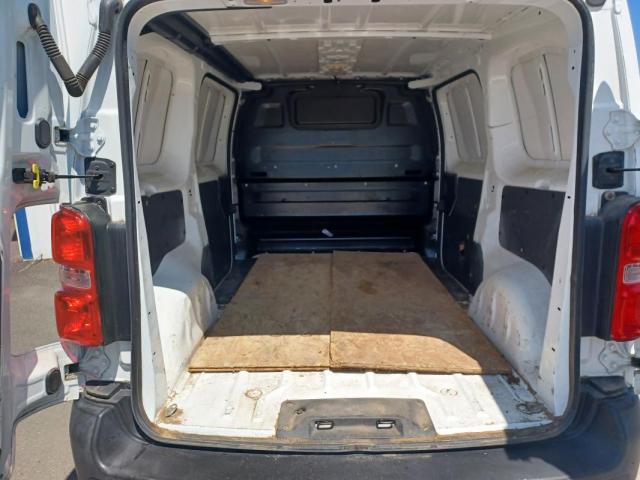 Citroen Jumpy image 3
