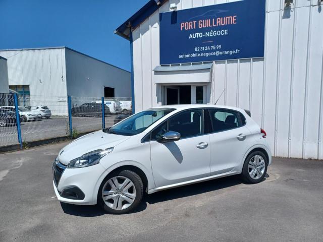 Peugeot 208 image 7