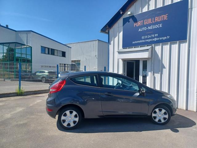 Ford Fiesta image 7