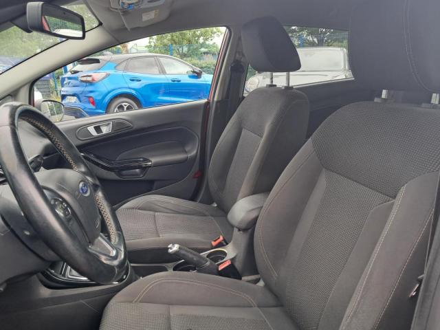 Ford Fiesta image 2