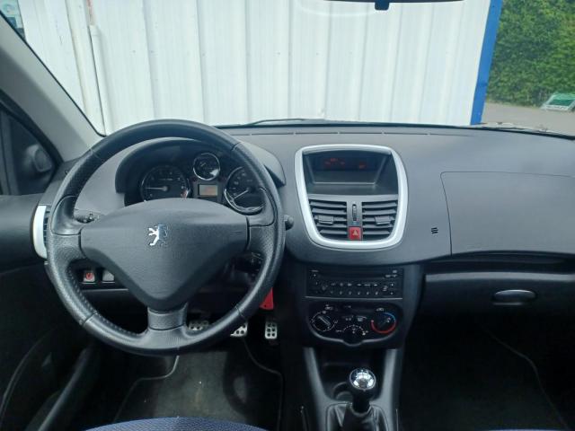 Peugeot 206+ image 7
