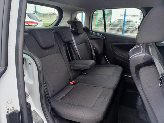 Ford B-Max image 1