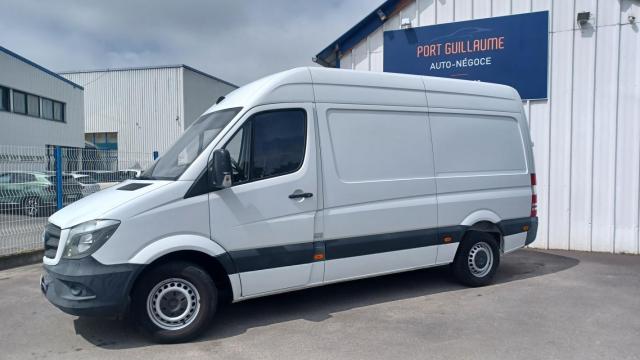 Mercedes Benz Sprinter image 5
