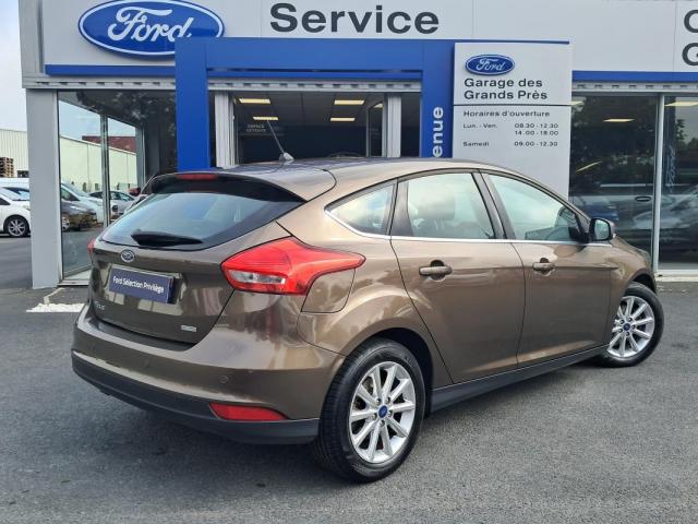 Ford Focus image 6