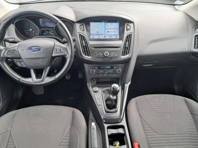 Ford Focus image 8