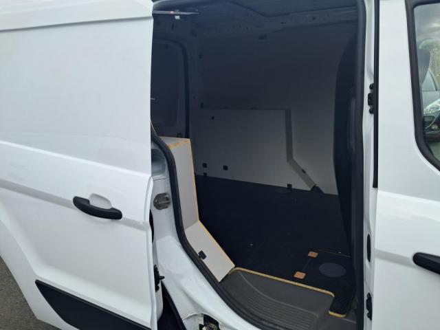 Ford Transit Connect image 2