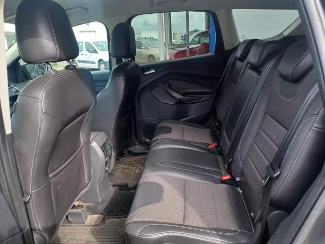 Ford Kuga image 7