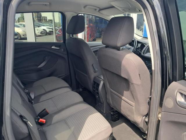 Ford C-Max image 9