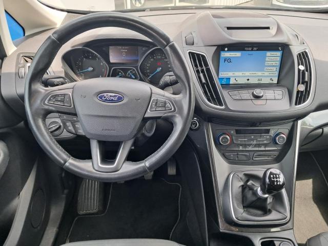 Ford C-Max image 7