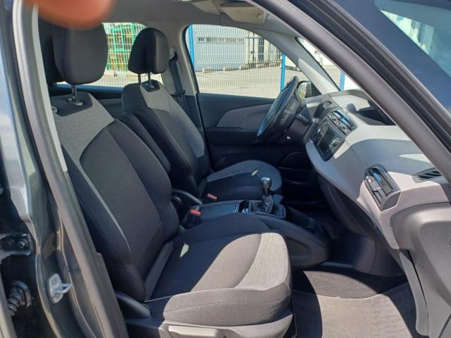 Citroen C4 Picasso image 2