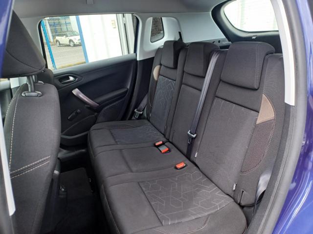 Peugeot 2008 image 4