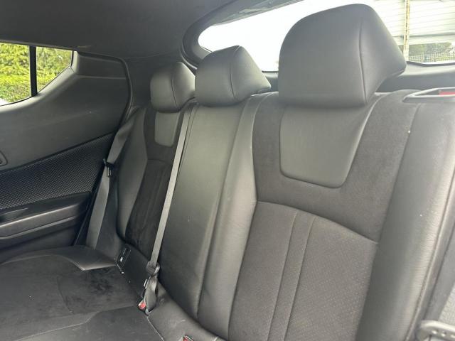 Toyota C-Hr image 1