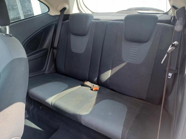 Ford Ka image 2