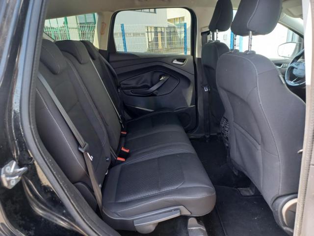 Ford Kuga image 5