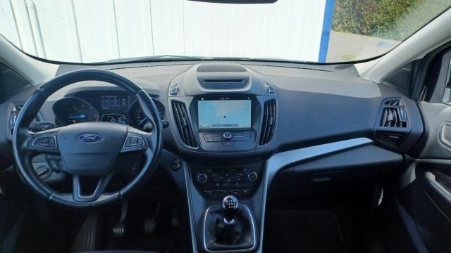 Ford Kuga image 2
