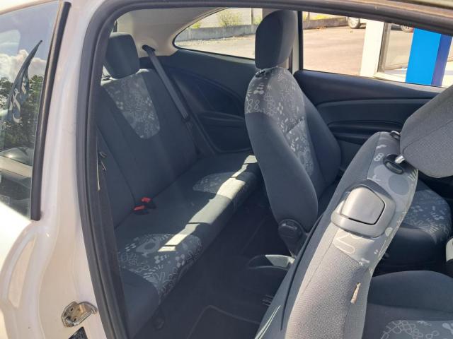 Ford Ka image 2