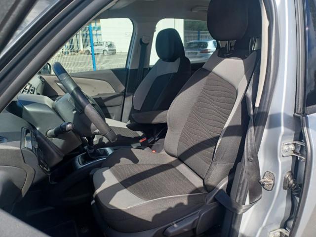 Citroen C4 Picasso image 2