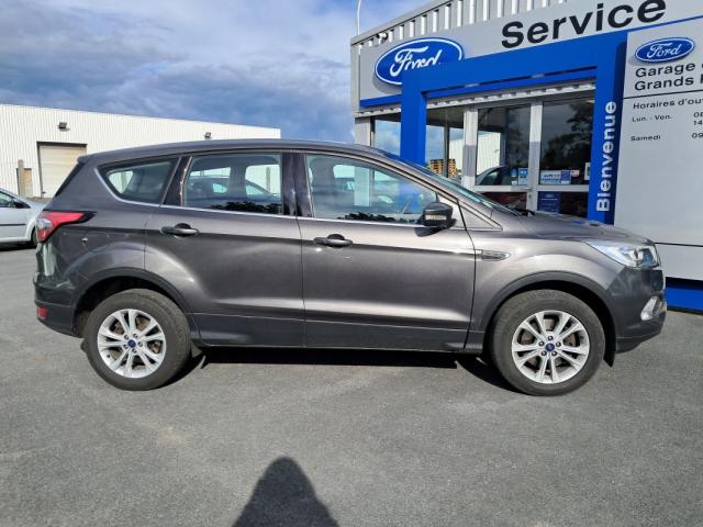 Ford Kuga image 1