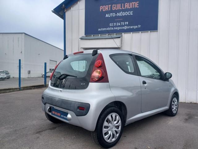 Peugeot 107 image 1