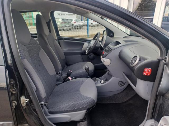 Peugeot 107 image 5