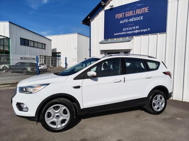 Ford Kuga image 1
