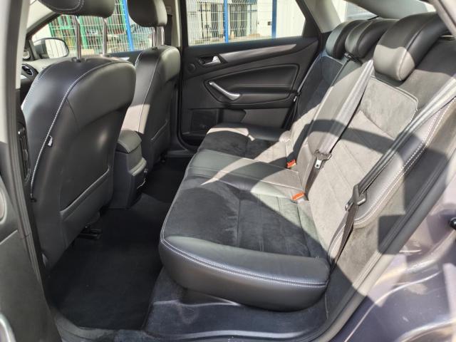 Ford Mondeo image 4