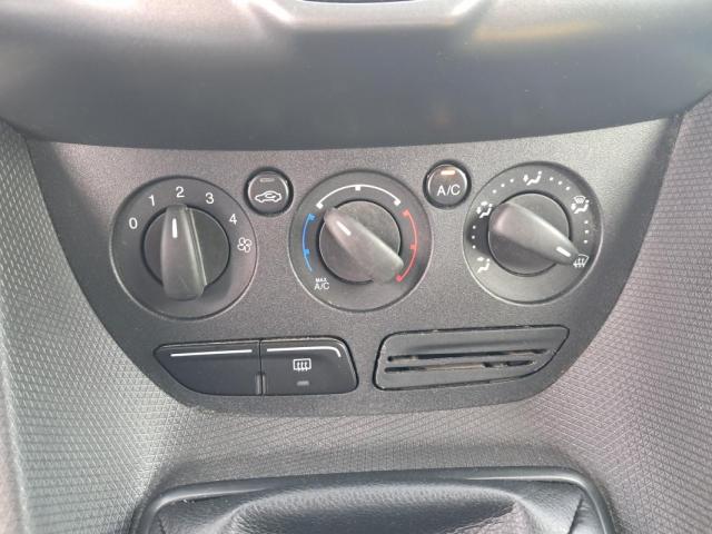 Ford Transit Connect image 4