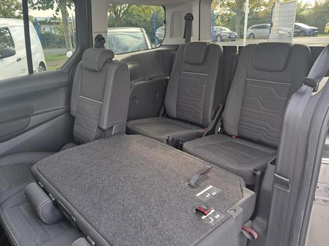 Ford Tourneo Connect image 2