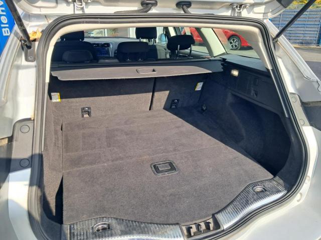 Ford Mondeo image 5