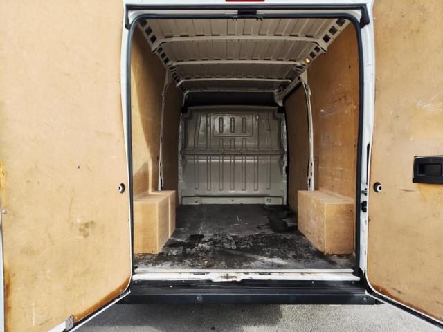 Peugeot Boxer image 7