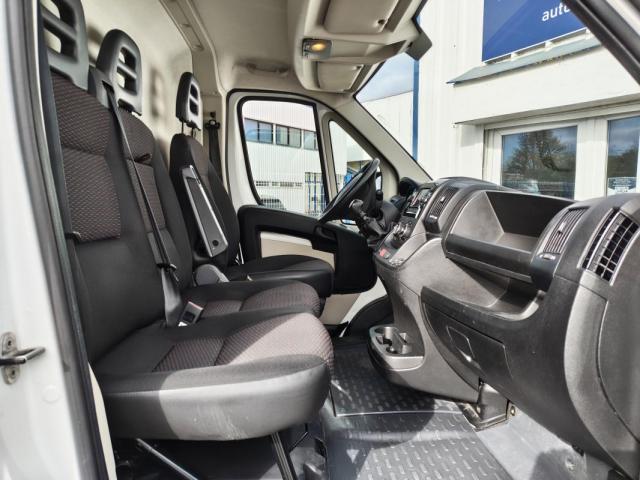 Peugeot Boxer image 3