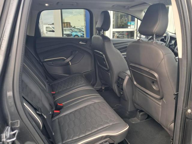 Ford Kuga image 2