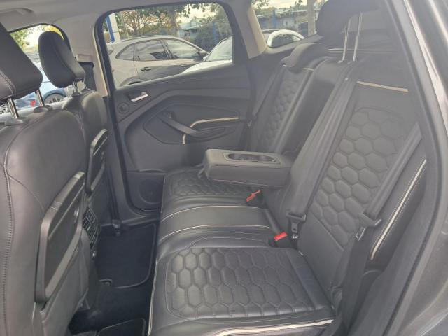 Ford Kuga image 1