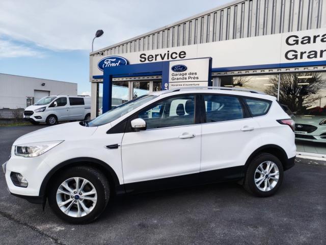 Ford Kuga image 1