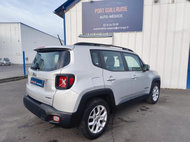 Jeep Renegade image 5