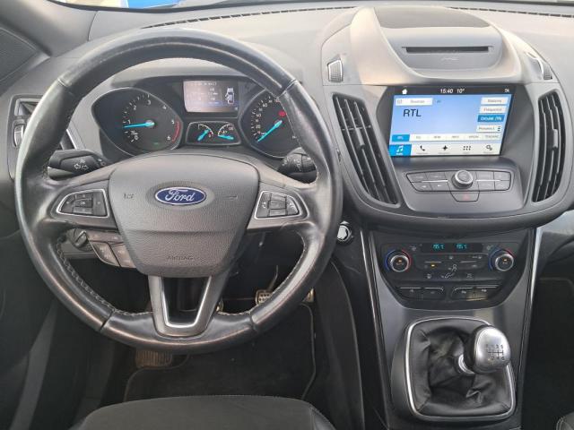 Ford Kuga image 1