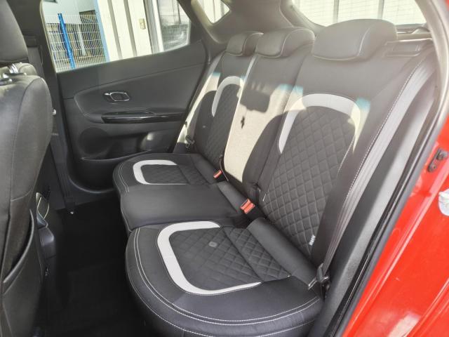 Kia Cee'D image 9
