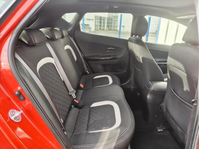 Kia Cee'D image 1