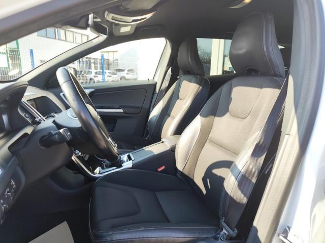 Volvo Xc60 image 8