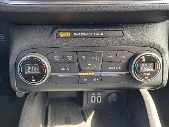Ford Focus image 6