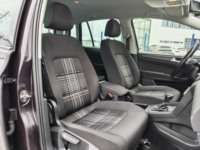 Volkswagen Golf Sportsvan image 8