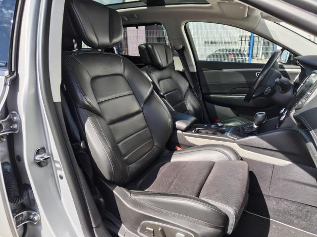 Renault Talisman Estate image 2