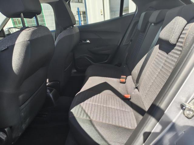 Peugeot 2008 image 2