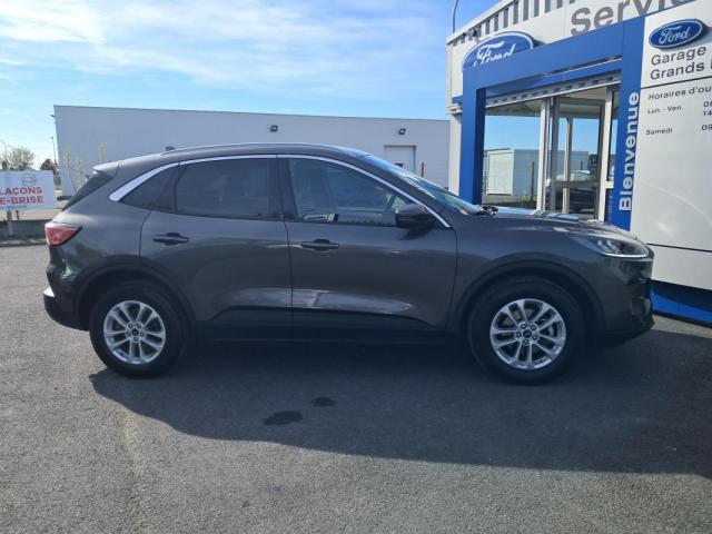 Ford Kuga image 5