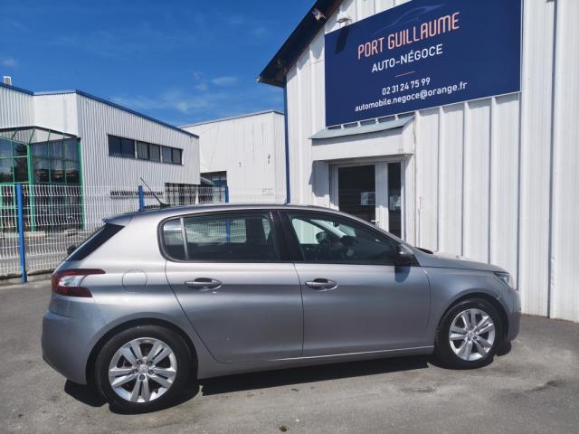 Peugeot 308 image 9