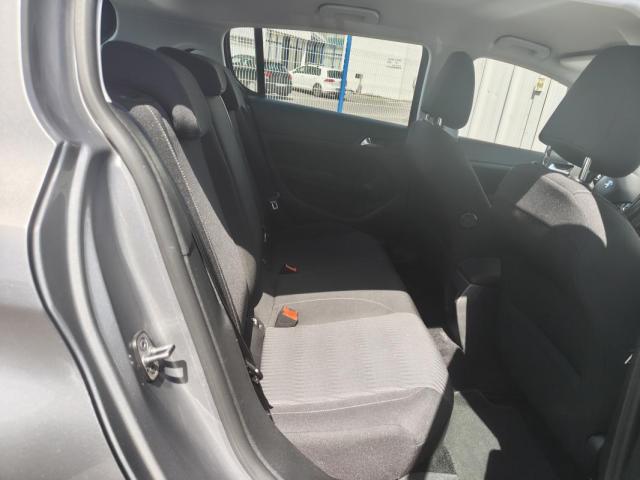 Peugeot 308 image 5