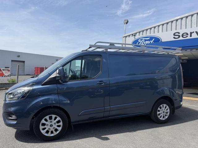 Ford Transit Custom image 3