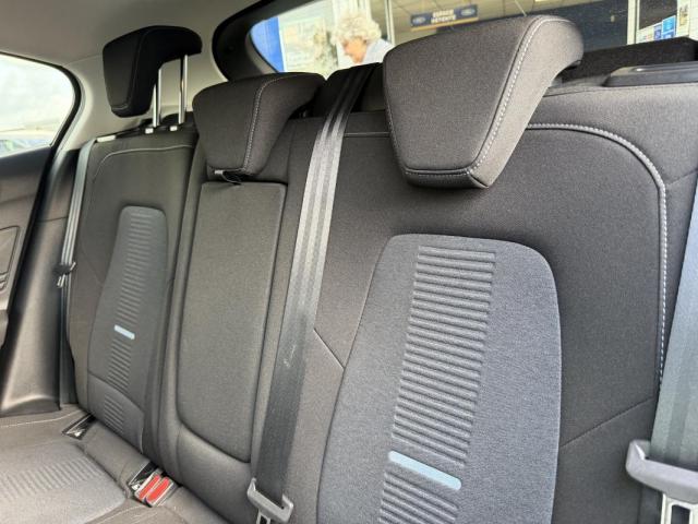 Ford Focus image 7