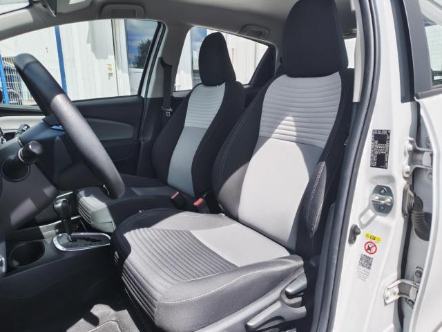 Toyota Yaris image 2